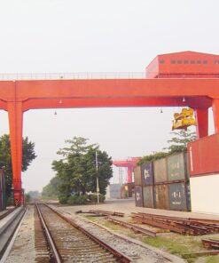 Cổng trục container 20 cong truc container 2