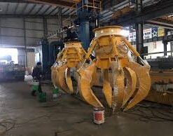 Cầu trục gầu ngoạm 10 Gầu ngoạm rác cầu trục bigger