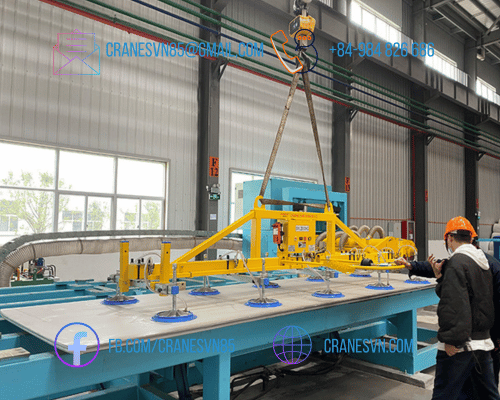 Cầu trục lắp đặt thiết bị hút chân không 11 cau-truc-ban-hut-chan-khong-200-kg