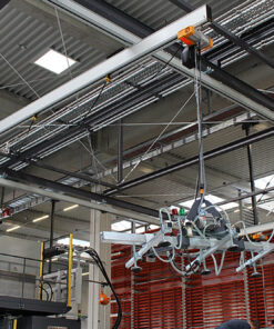 cau-truc-lap-thiet-bi-nang-ha-hut-chan-khong-chay-ray